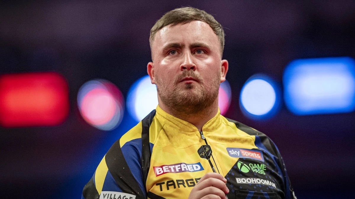RECORD DATE NOT STATED 26th July 2026, Winter Gardens, Blackpool, Lancashire, England 2026 Betfred World Matchplay Darts, Mens, Final Day Luke Littler looks at the big screen during his final match ag ...