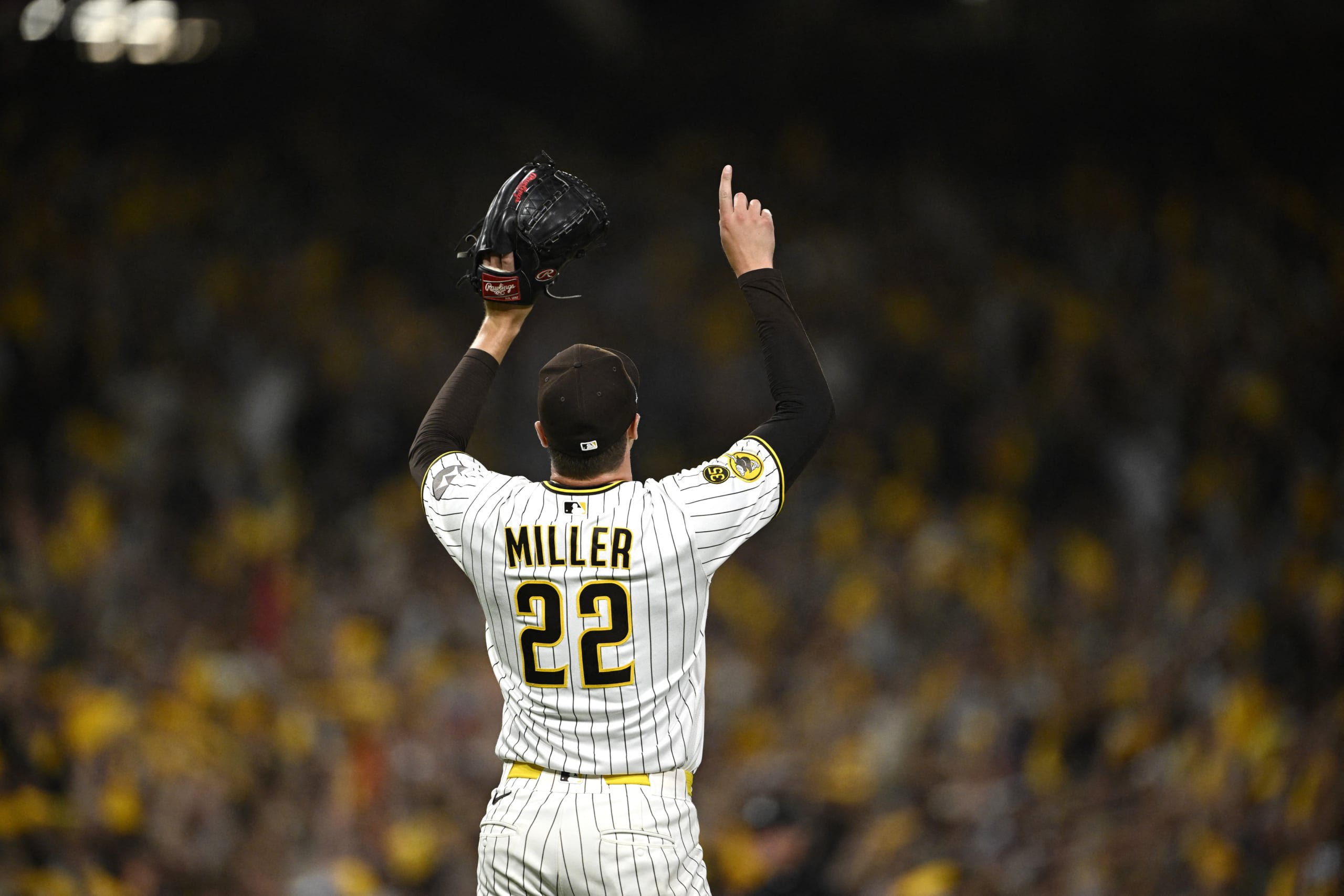 MLB Trade Candidates 2026-27, Mason Miller