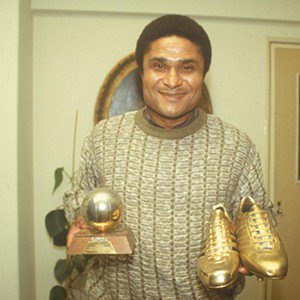 Sporting Lourenço Marques, Moçambique (1 Bola de Ouro) - o mítico clube de Moçambique acolheu o 'nascimento' do 'Pantera Negra'; Eusébio rumou para o Benfica e foi o primeiro português Bola de Ouro em 1965 e o único a ganhar jogando em Portugal