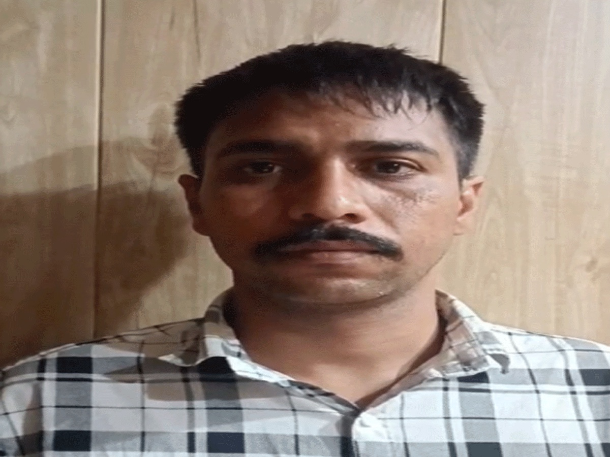 Alwar:CRPF सब-इंस्पेक्टर ने युवती को कई होटलों में ले जाकर किया रेप,हुआ गिरफ्तार