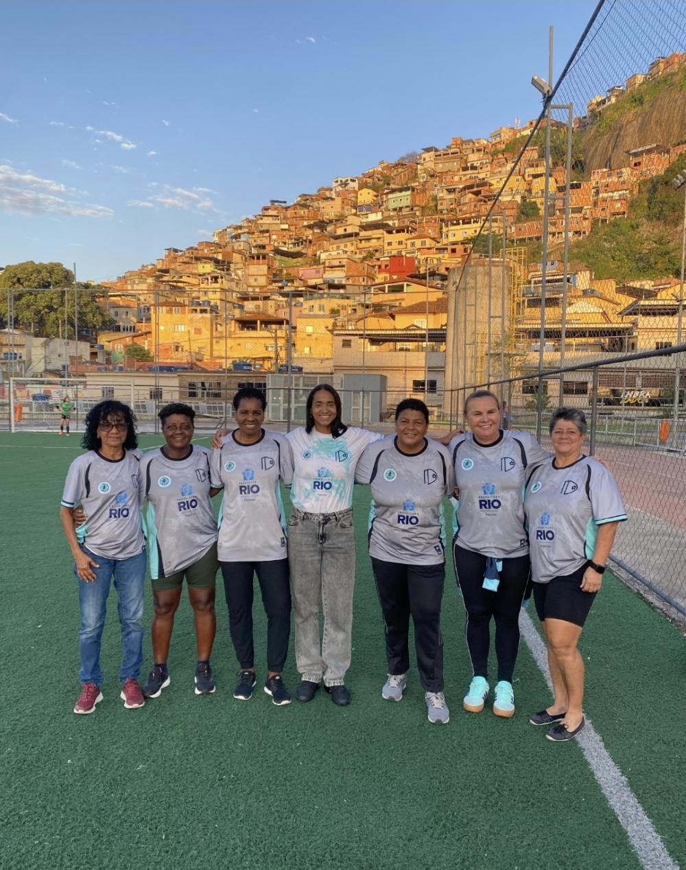 Pioneiras nas Escolas leva lendas da Seleção Brasileira Feminina para a rede municipal de ensino do Rio