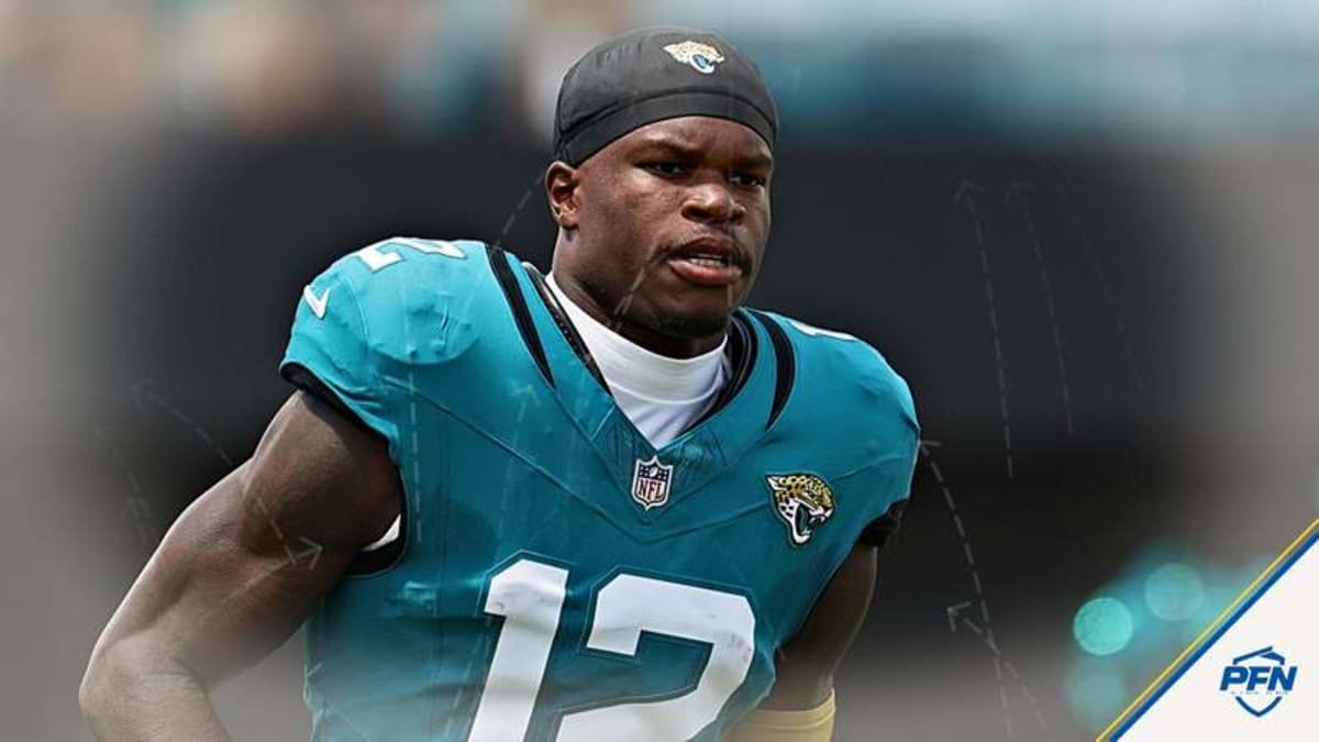 ‘Travis Hunter Is Not Human,’ ‘Absolute Freak’ — NFL World Reacts to Jaguars Star’s ‘Diabolical’ Move That Tricked C.J. Stroud Into Throwing INT