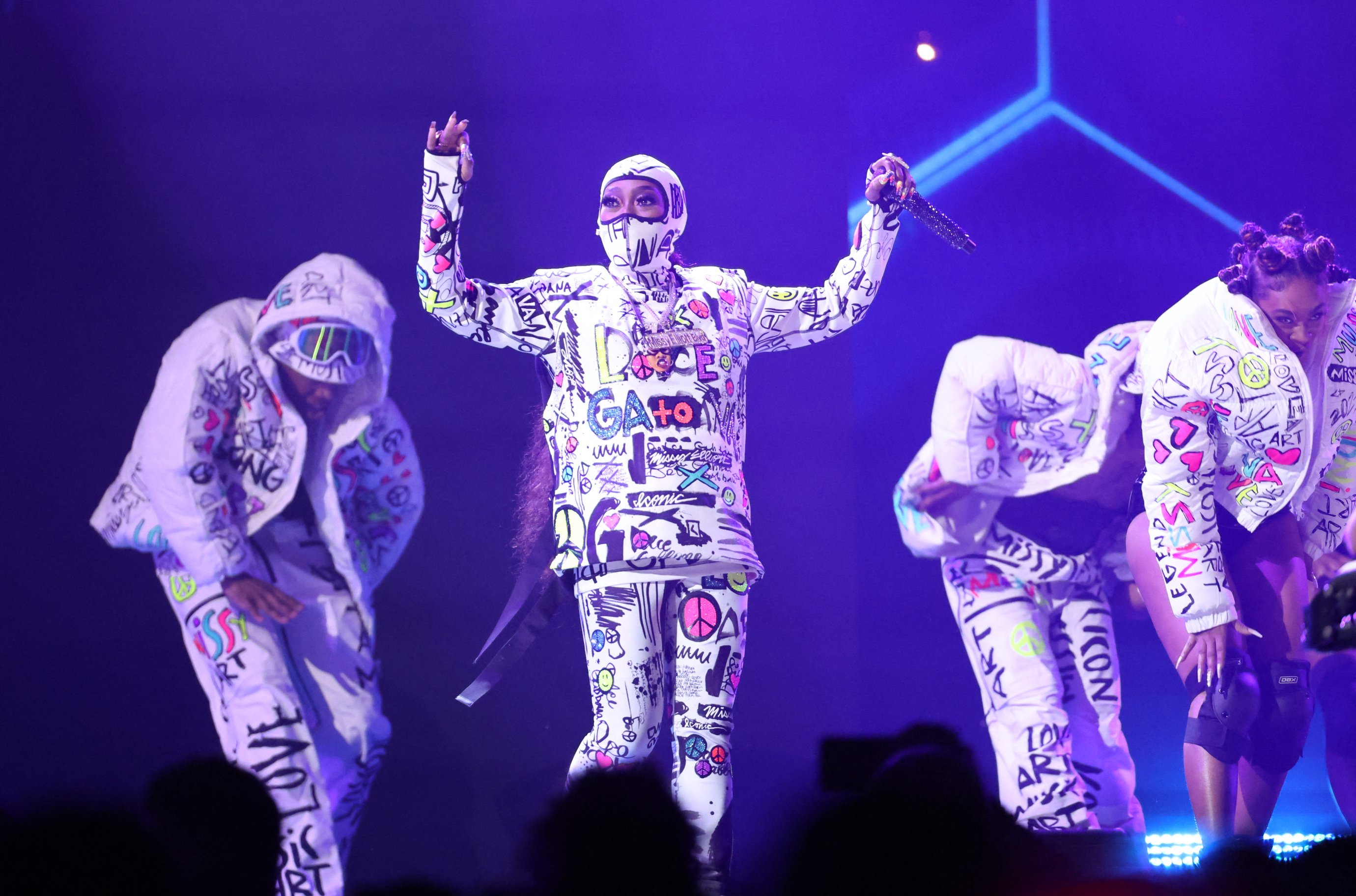 Missy took to the stage at the Crypto.com Arena in Los Angeles on Sunday evening to perform