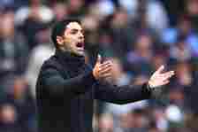 Mikel Arteta, Manager of Arsenal, gives the team instructions during the Premier League match between Tottenham Hotspur and Arsenal FC at Tottenham...