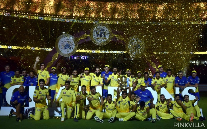 Team CSK with the trophy