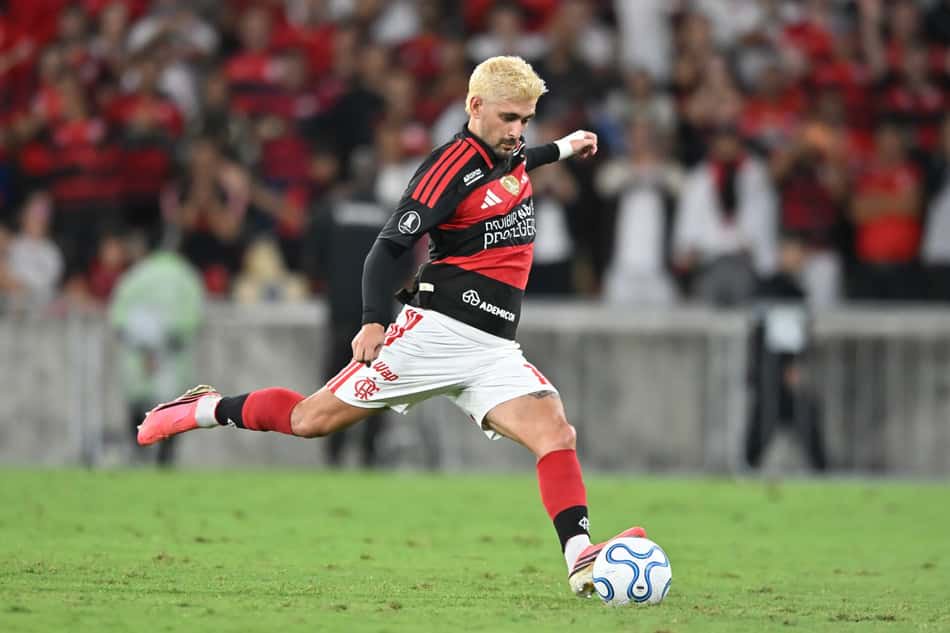 Arrascaeta em Flamengo x Estudiantes