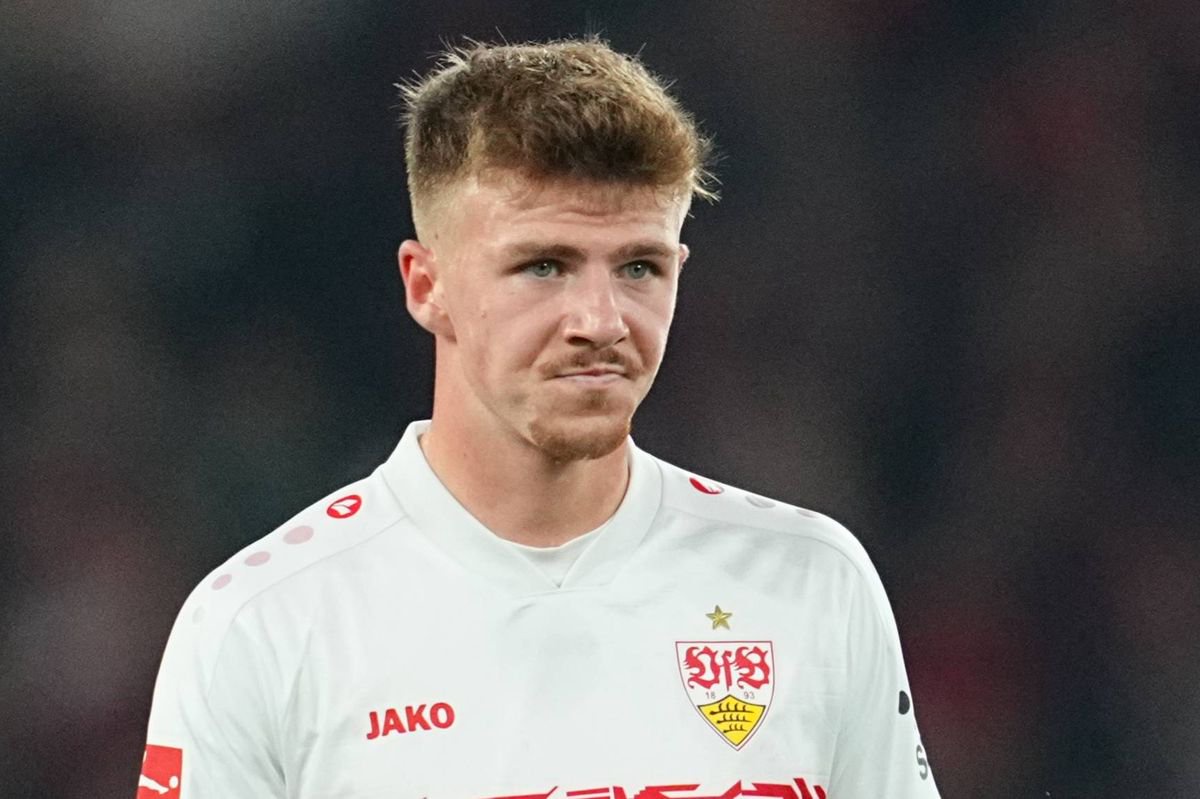 Finn Jeltsch (VfB Stuttgart )  looks on during Matchday 26 1.Bundesliga: Stuttgart and RB Leipzig at MHPArena
