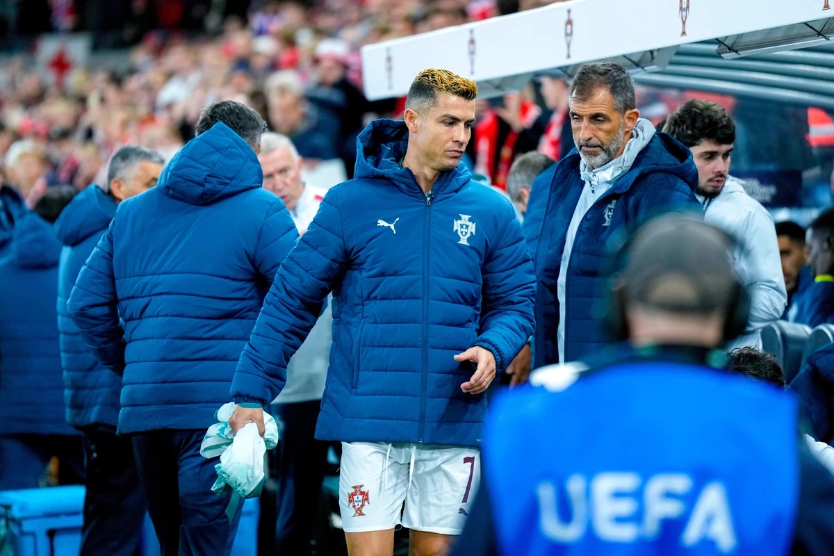 Portugal's Cristiano Ronaldo starts on the bench during a Nations League soccer match between between Norway and Portugal, in Oslo, Sunday, Sept. 27, 2026. (Cornelius Poppe/NTB Scanpix via AP)
No ...