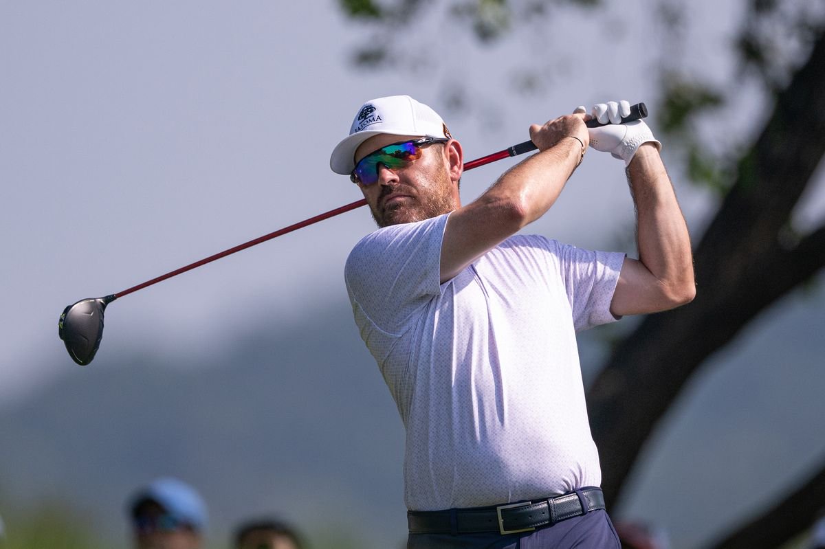 Louis Oosthuizen was sad to leave behind his teammates on LIV Golf