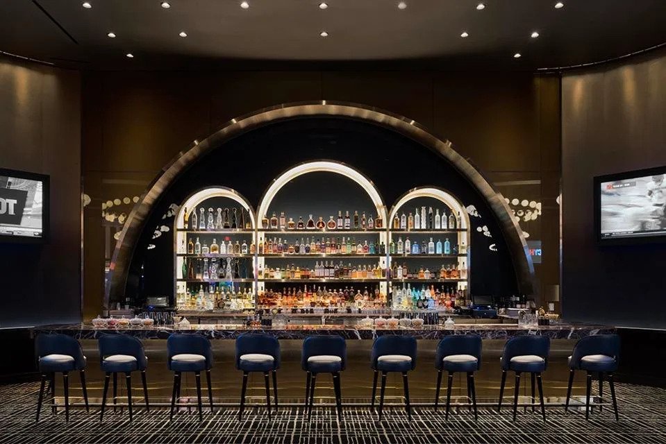 There will be plenty of celebrating at Solo Lounge.