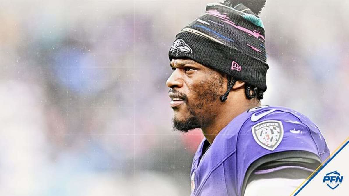 Oct 4, 2026; Baltimore, Maryland, USA; Baltimore Ravens quarterback Lamar Jackson (8) sits on the bench after being removed from the game due to a possible injury during the third quarter against the Tennessee Titans at M&T Bank Stadium. © Tommy Gilligan-Imagn Images