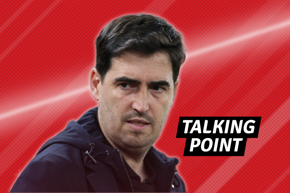 Liverpool head coach Andoni Iraola