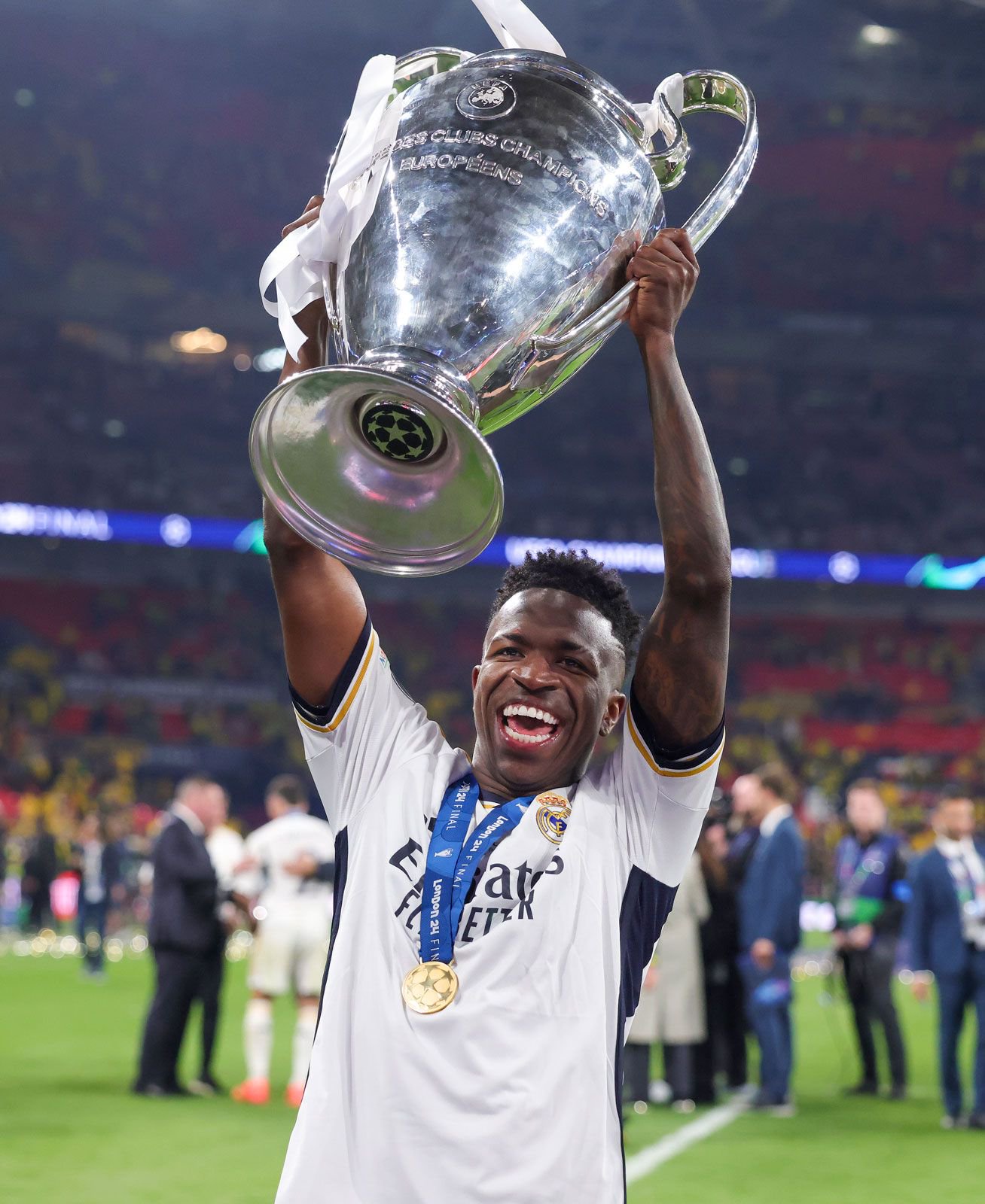 Vinicius junior real madrid football soccer player uefa league champion trophy wembly stadium london