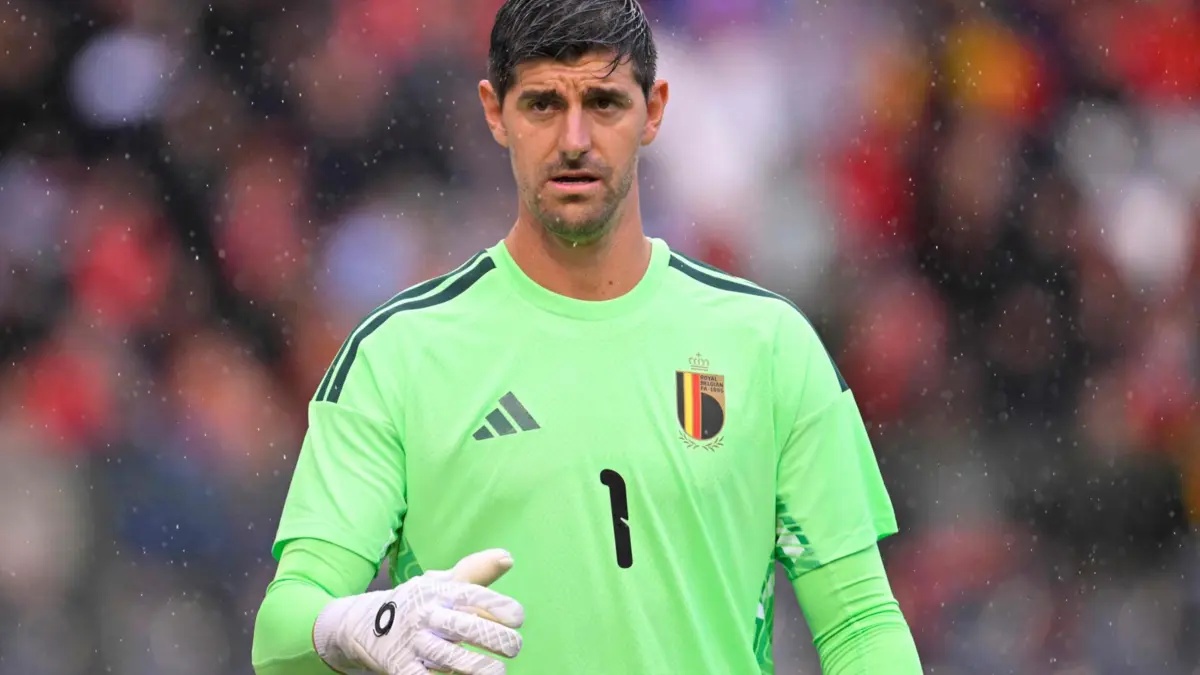Courtois, experiente guarda-redes belga