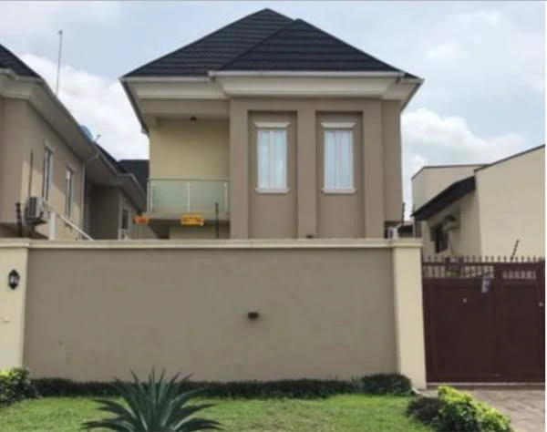 fc9d428d4207dff9b47a54e4cc323ce6?quality=uhq&format=webp&resize=720