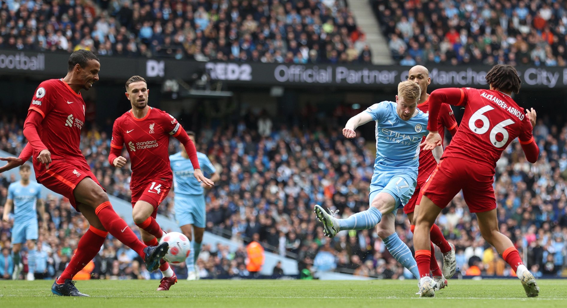 De Bruyne fires City ahead on the way in a 4-1 comeback win vs Liverpool