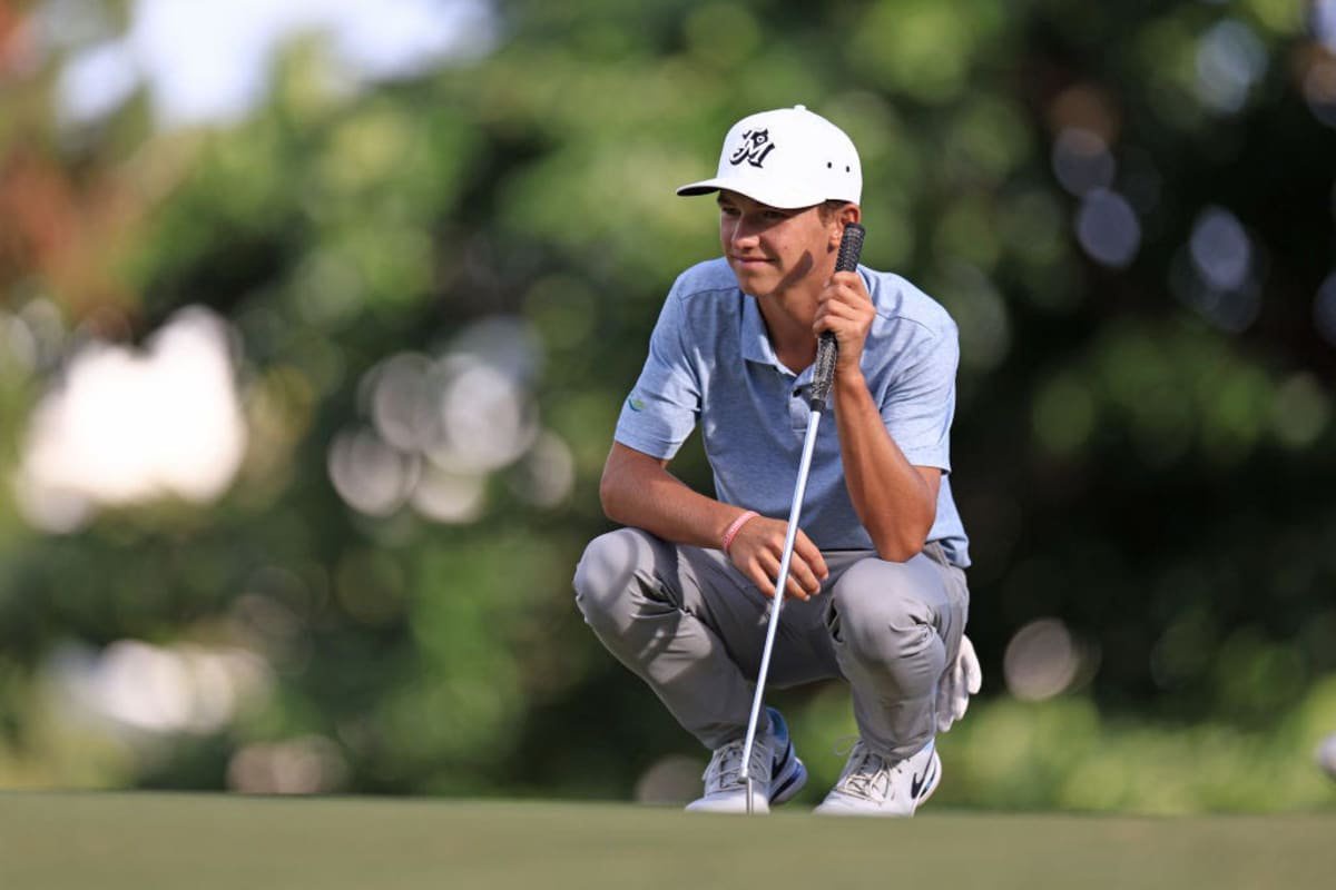 Miles Russell of the United States lines up a putt on the sixth green during the first round of the Butterfield Bermuda Championship at Port Royal Golf Course on Nov.14, 2024 in Southampton, Bermuda. 