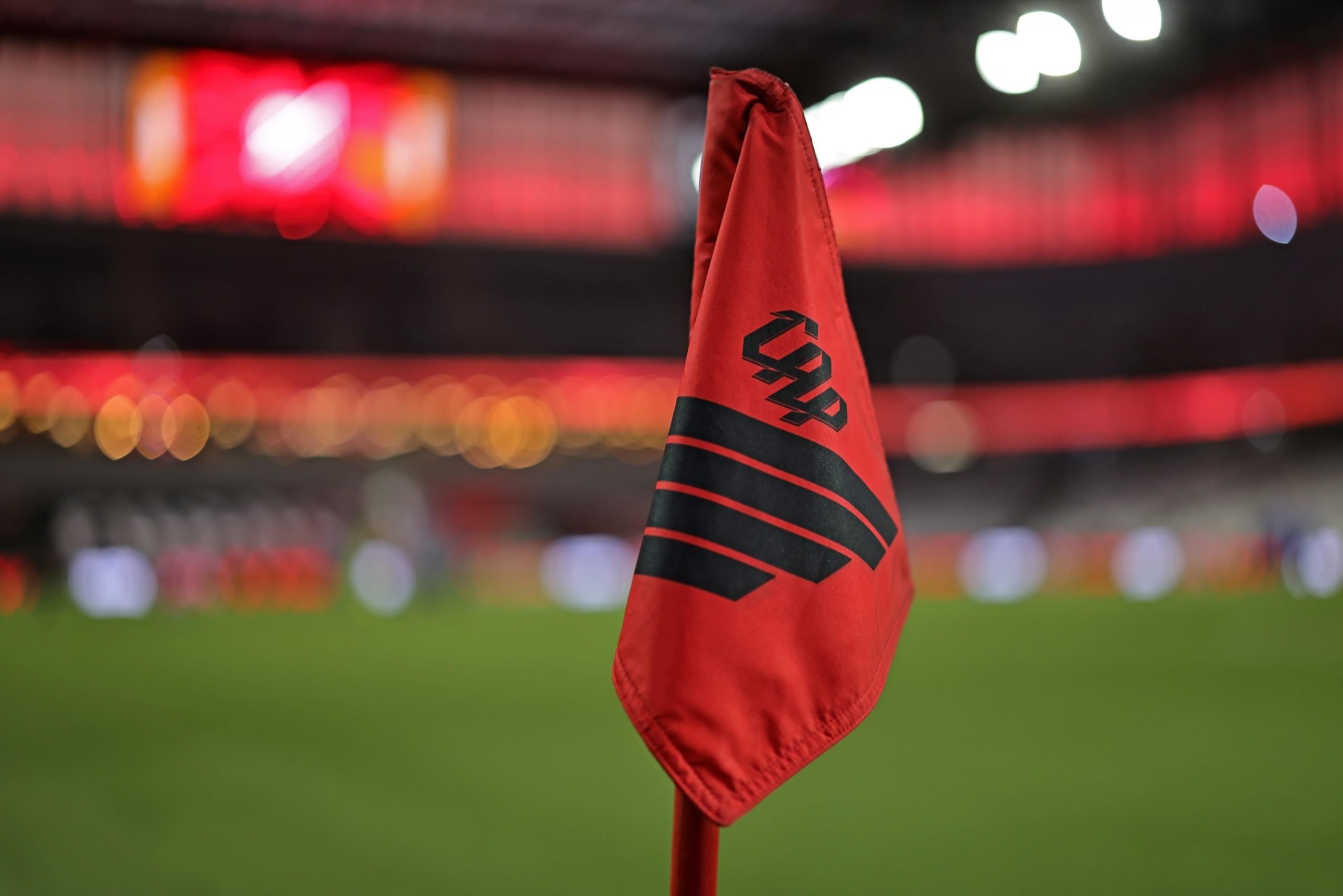 Bandeira do Athletico Paranaense (Heuler Andrey/Getty Images)