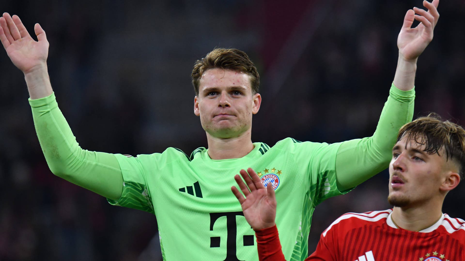 Jonas Urbig steht am Samstag wieder im Tor.