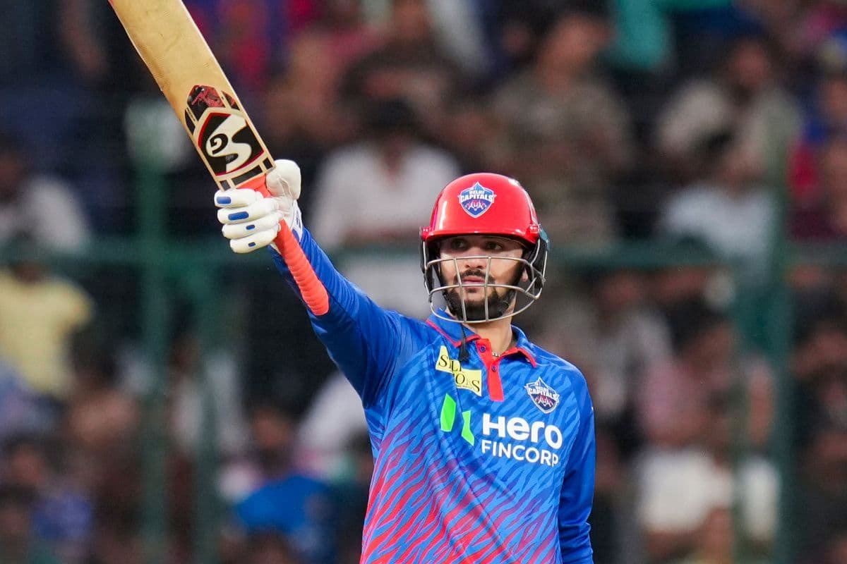 MI के खिलाफ अर्धशतक जड़ने के बाद समीर रिजवी.