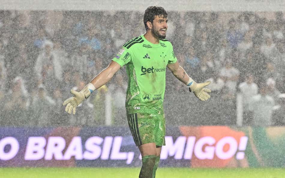 Otávio orientando companheiros