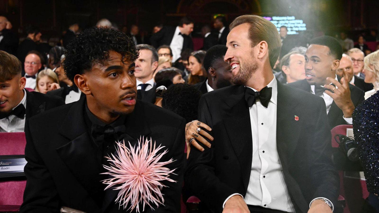 Lamine Yamals Onkel stichelt nach Harry Kanes Ballon-d‘Or-Gewinn gegen den Engländer.