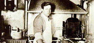 Meet the American who made us flip for hamburgers, Louis Lassen, Danish immigrant street-wagon cook
