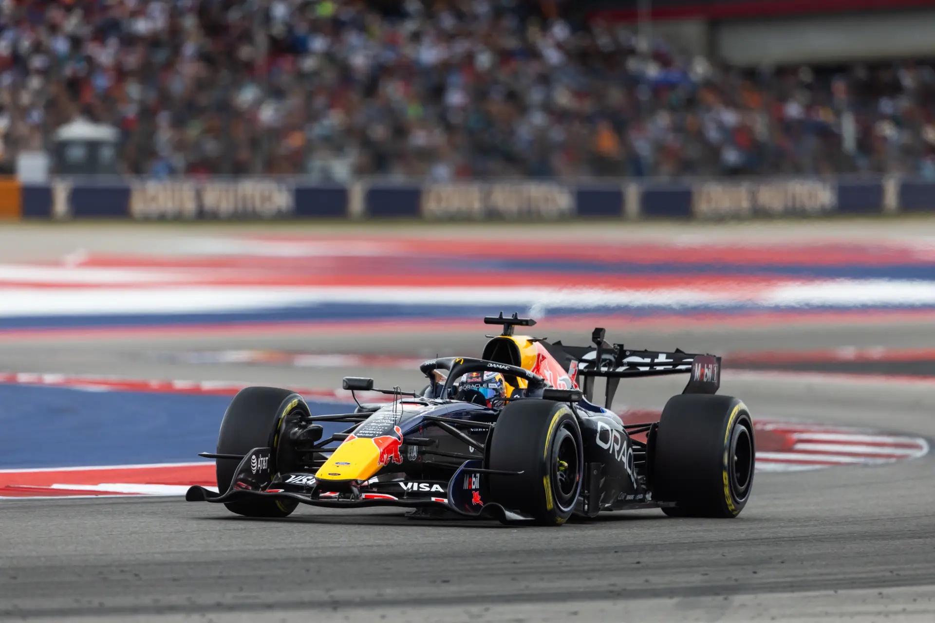 verstappen-cota-rbr