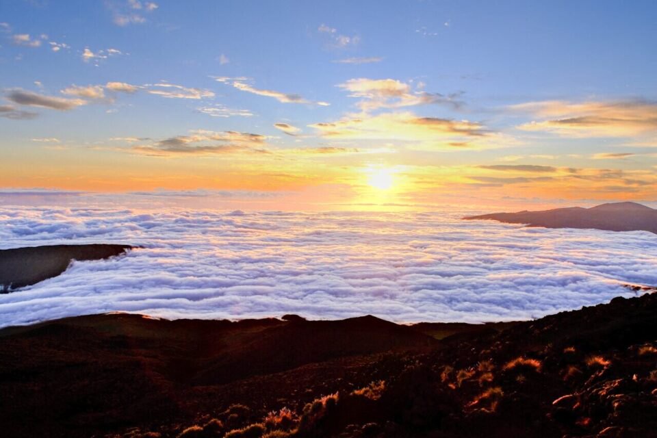 Six Alençonnais ont mis le cap sur la Réunion, mi-octobre dans le cadre de la Diagonale des Fous, et quatre d'entre eux ont relevé le Zembrocal Trail, relais du Grand Raid de la Réunion (160km - 8386 D+).